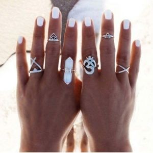 NEW! WOMEN'S BUCKLE BOHO SILVER 6PC RING SET